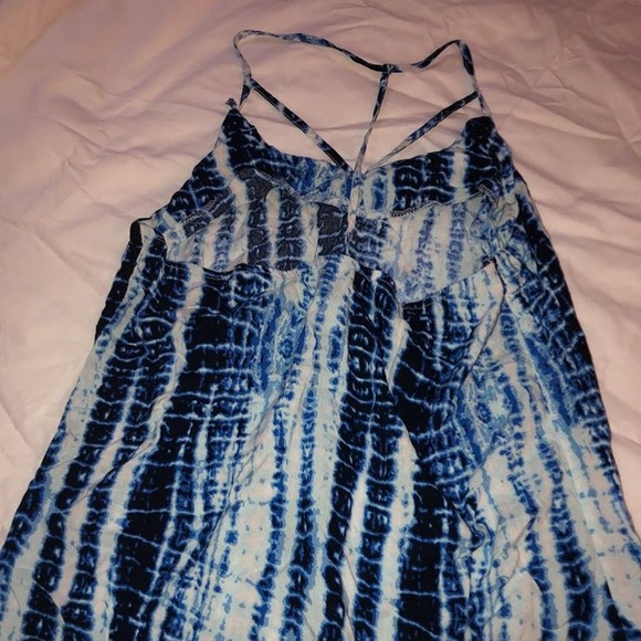 blue tie-dye v-neck crop cut T-back tank top - Picture 4 of 7